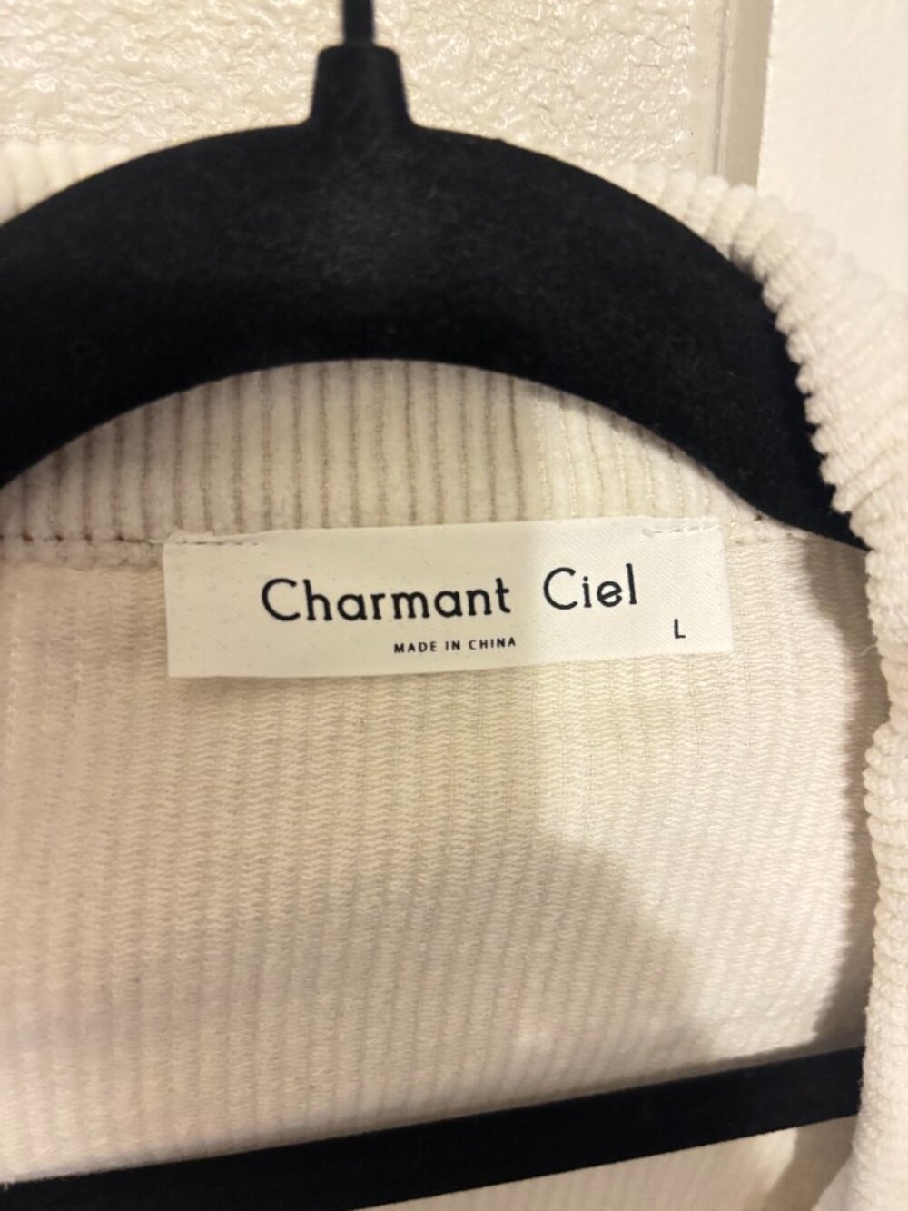 Cropped White Jacket - Picture 3 of 3